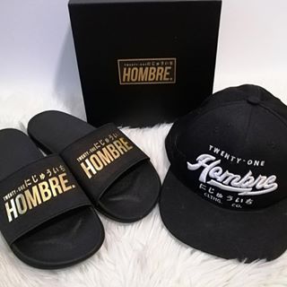 Hombre21 Slideres or Slipers and snapback black cap
